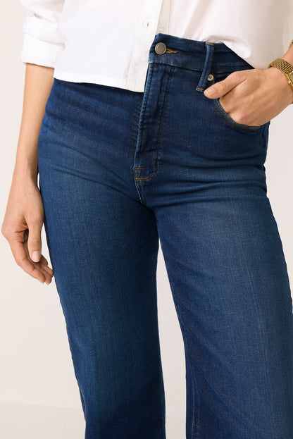 Good True Straight Jean