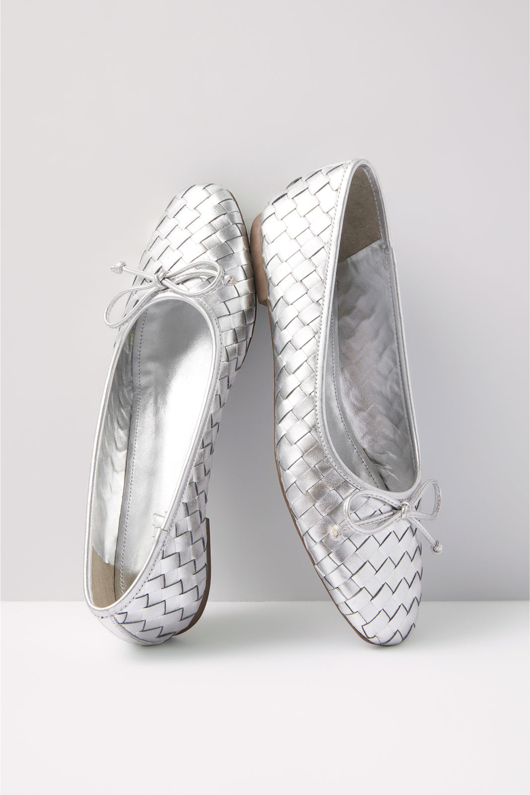 Arissa Woven